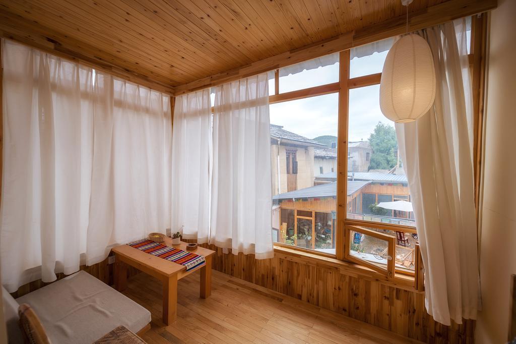 Huksum House Apartamento Diqing Exterior foto